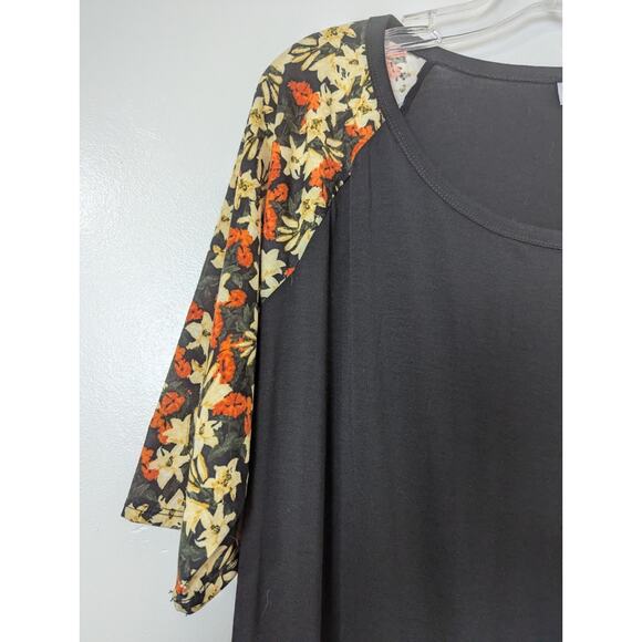LuLaRoe Julia T-shirt Dress Size 3XL Black Floral Stretch NEW - Picture 2 of 9
